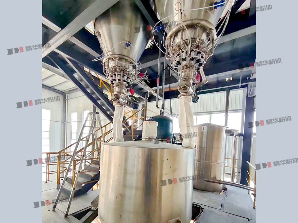 玻璃微珠氣流混合機(jī)--山西海諾某生產(chǎn)現(xiàn)場